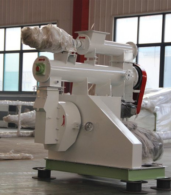 1.5TPH Chicken Animal Feed Pellet Machine Hay Feed Pellet Making Machine
